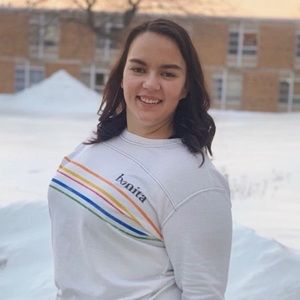 Meet your Posher, Abby